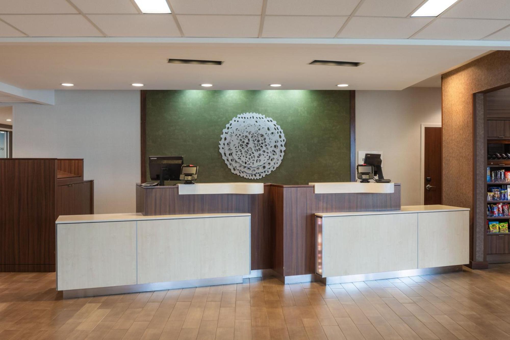 Fairfield Inn & Suites By Marriott Чиликоти Екстериор снимка