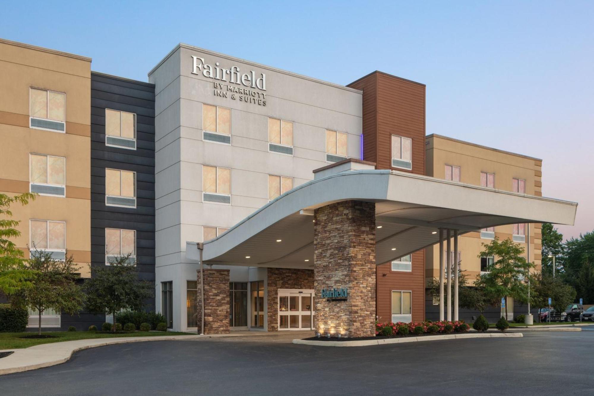 Fairfield Inn & Suites By Marriott Чиликоти Екстериор снимка